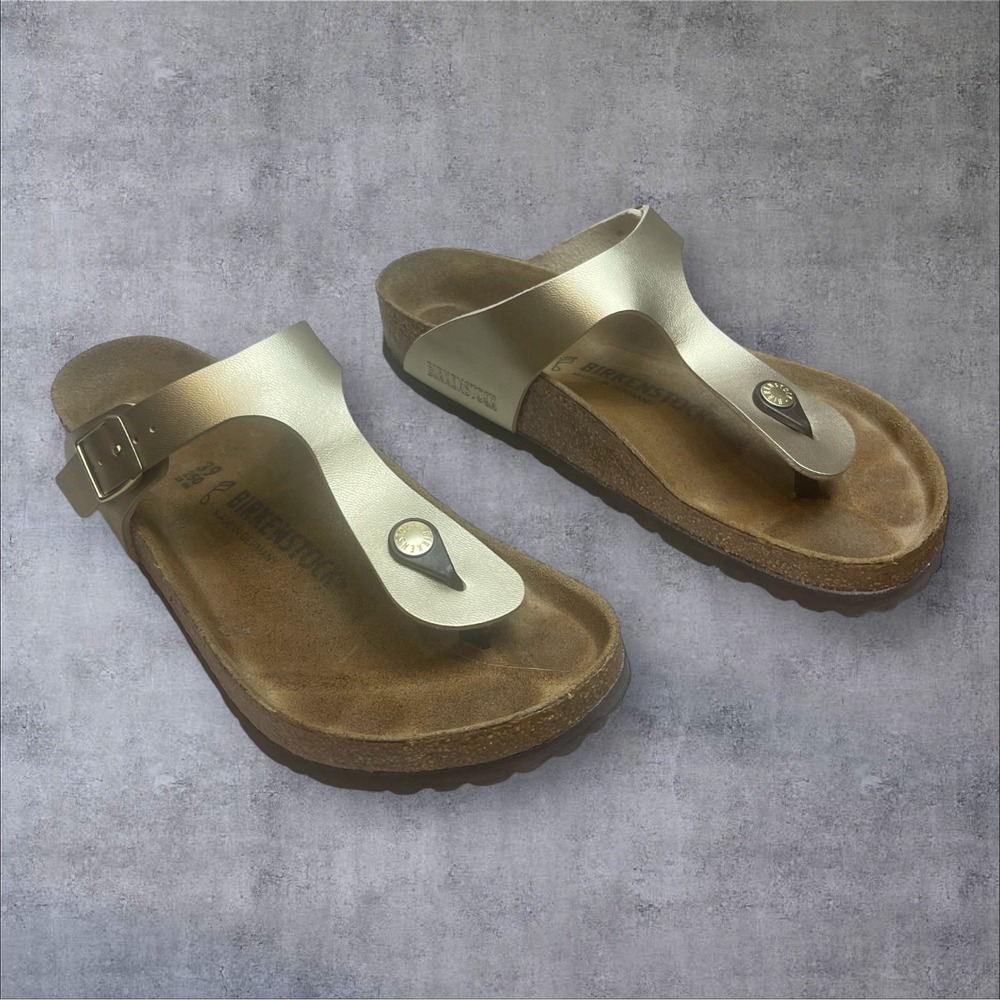 Birkenstock Gizeh Metallic Gold Thong Sandals Womens EU 39 / US 8 Flip Flop - Picture 3 of 11